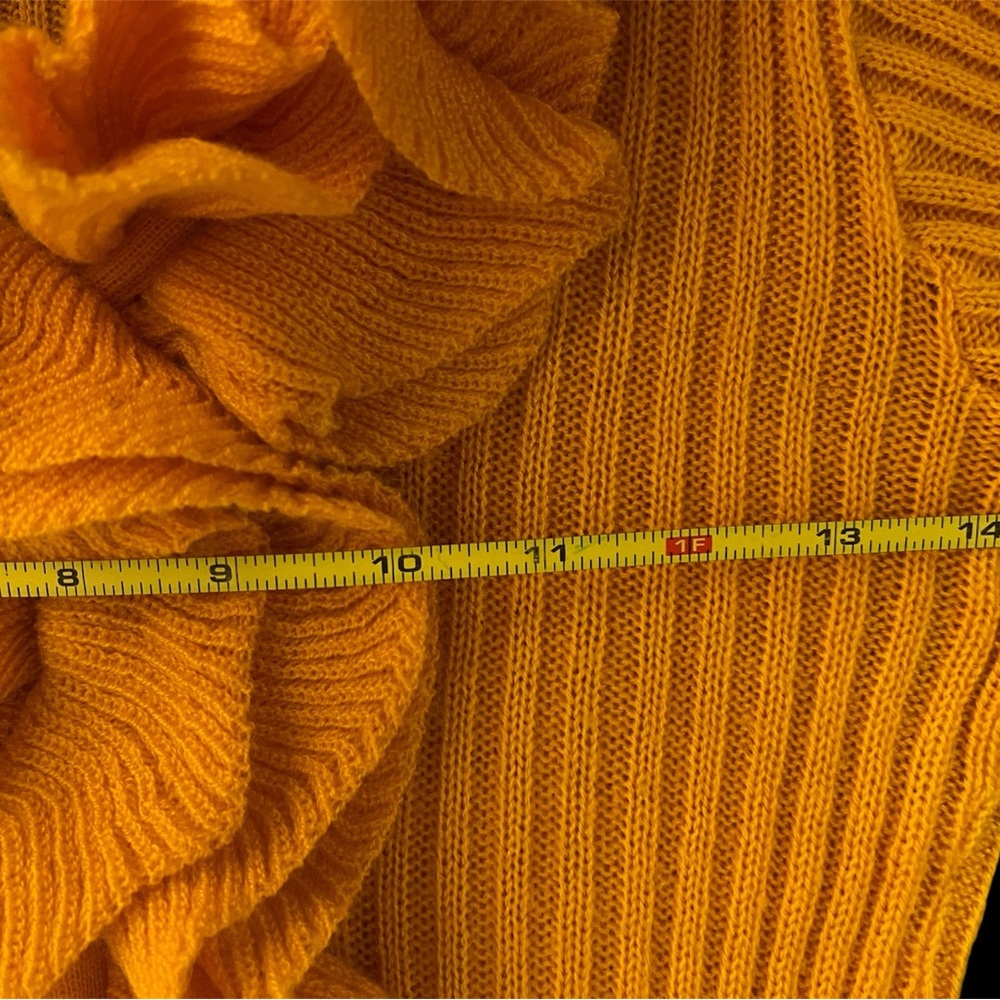 Vintage Late 60s Little Lisa Ruffle Sweater V Neck Size S - Picture 9 of 14